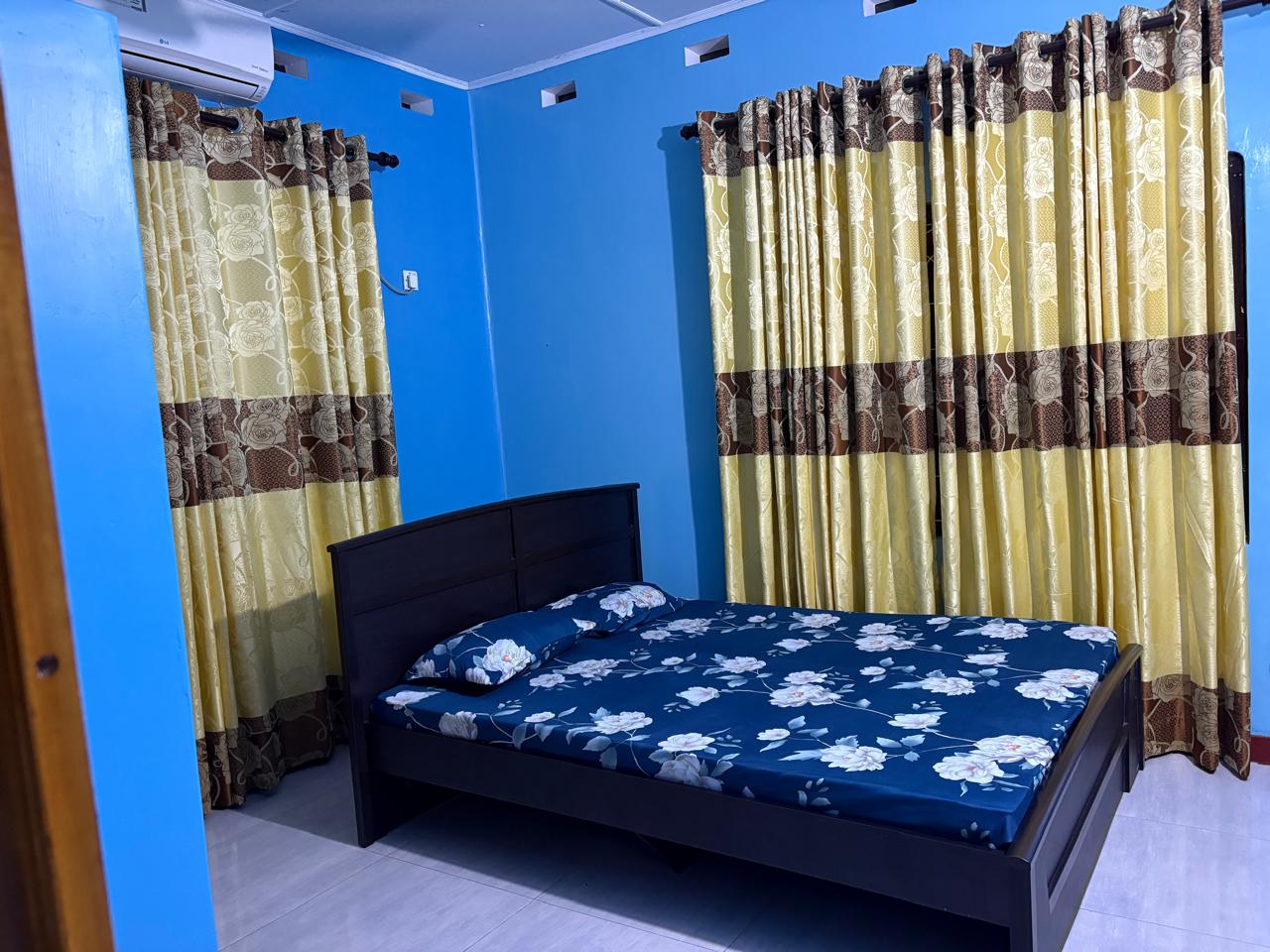 Room Image 1